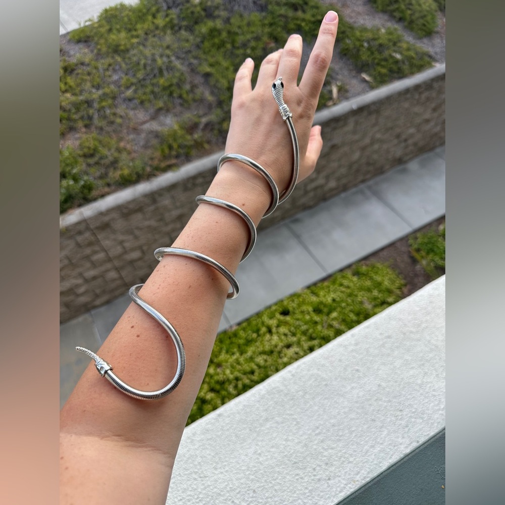 Snake Bendable Snake Chain – Wear Your Imagination - Picture 8 of 8